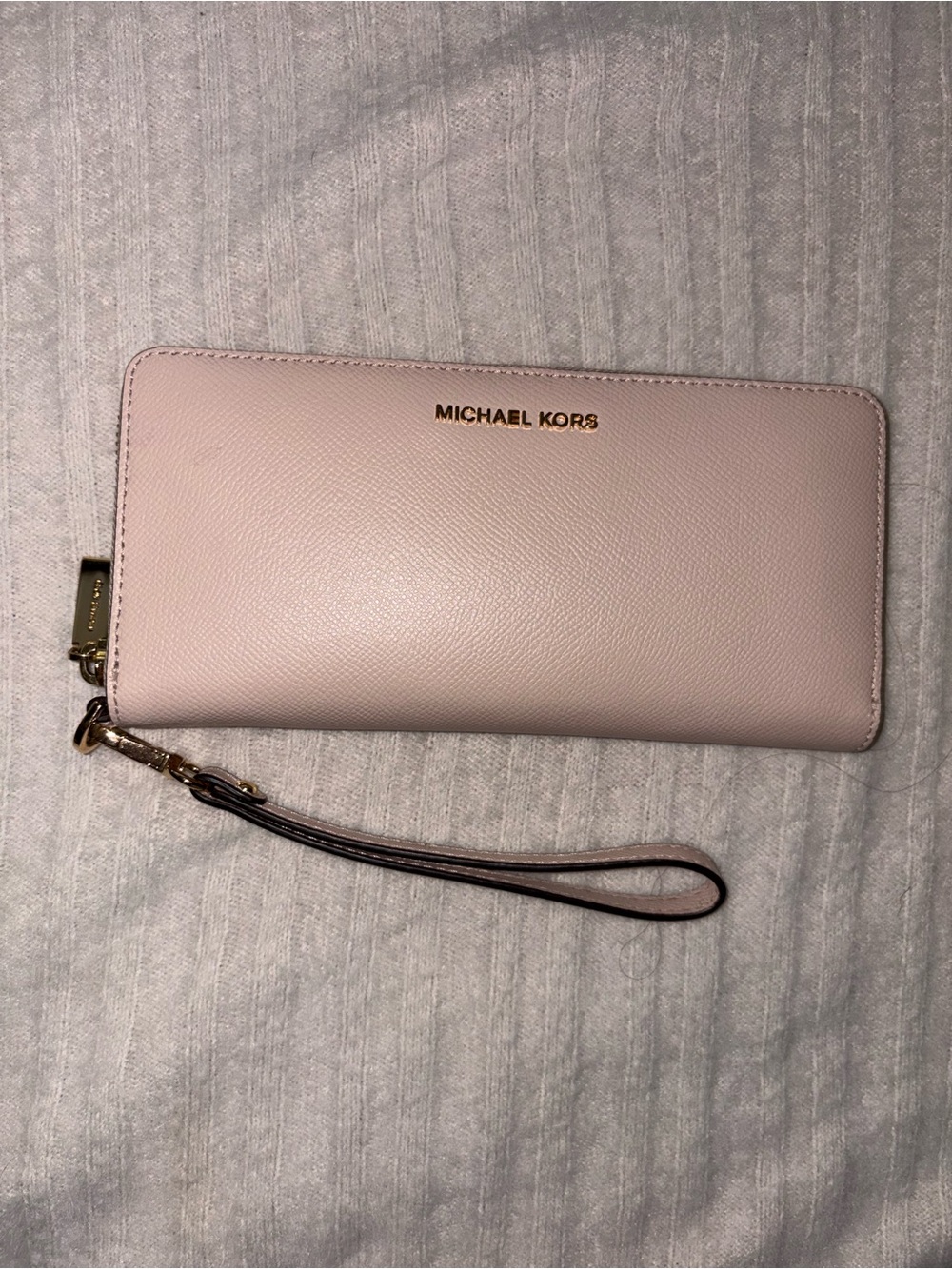 Michael Kors Light Pink Leather Wristlet Wallet